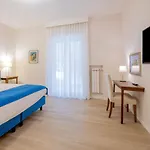 Будинок відпочинку Apartment Bud *